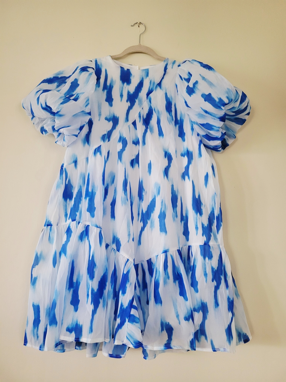 Blue Watercolor Puff-Sleeve Shift Dress